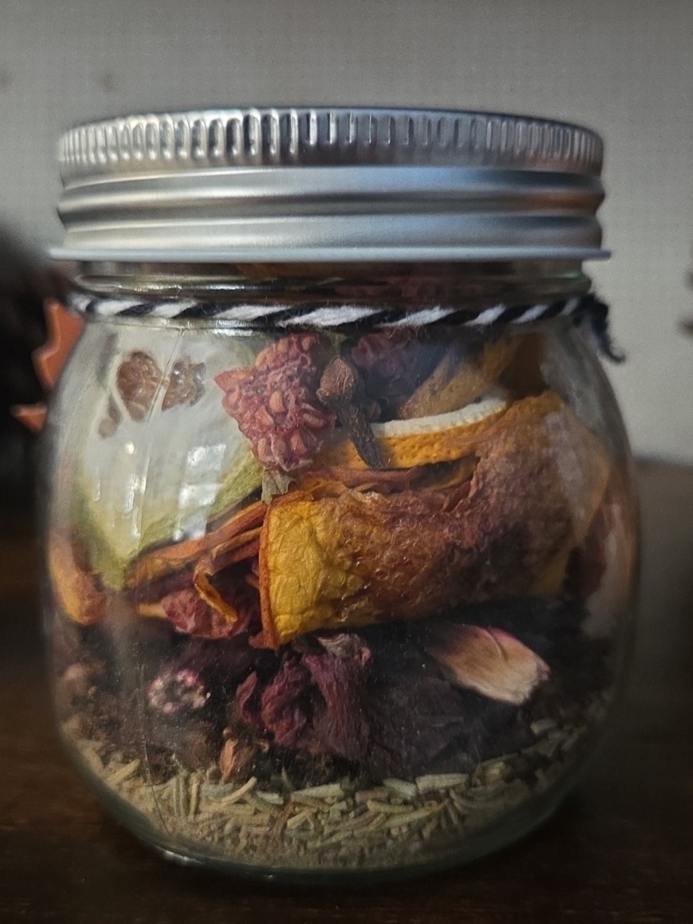 Handmade Fall Mason Jar Simmer Pot Kit | Homemade Dehydrated Fruits & Spices - Picture 3 of 4